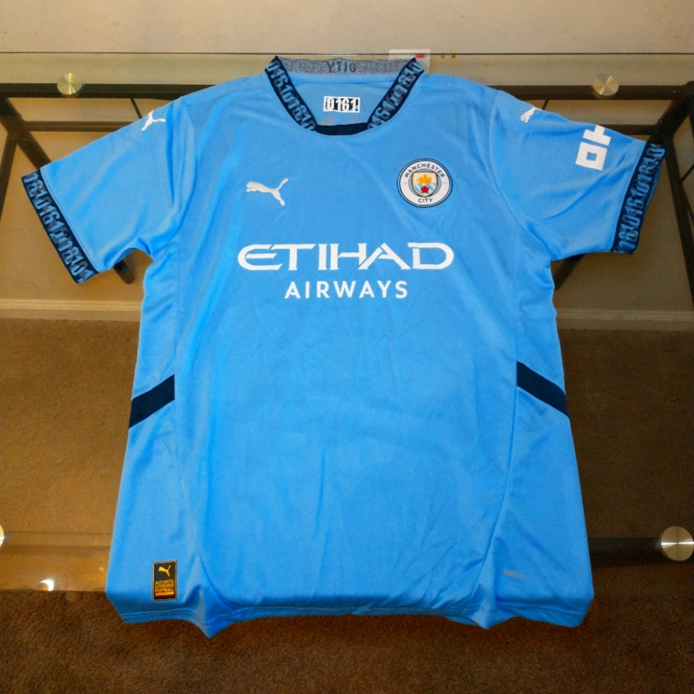 Manchester City Jersey.